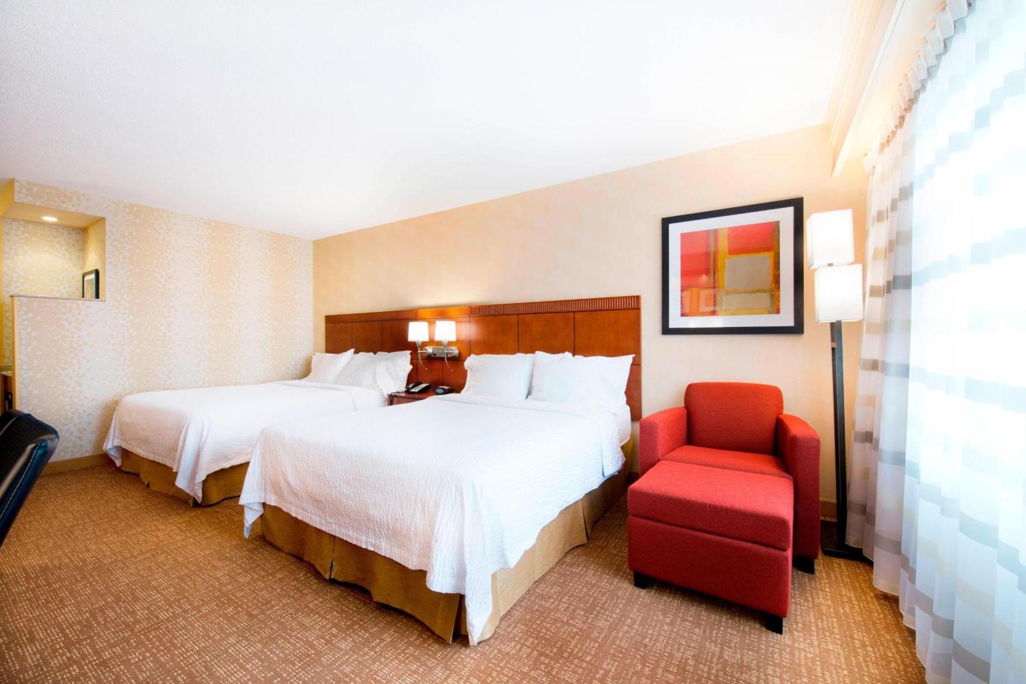 Courtyard By Marriott Mississauga-Airport Corporate Centre West Exterior foto
